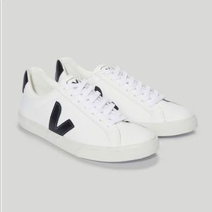 Men’s White Veja Campo sneakers